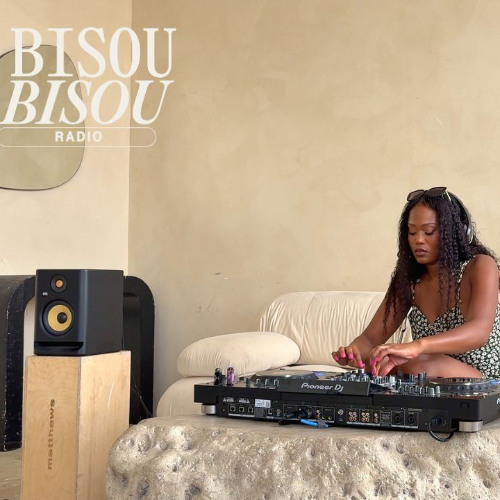 Upbeat R&B Mix in a Brooklyn Loft | Set 45 | Woah Nelliee (Edits + Blends)