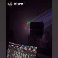 DOCKERS