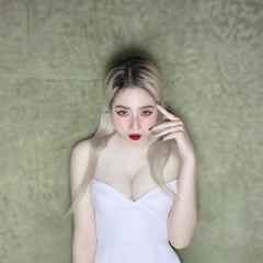 Tựa Vai Bên Nhau Lần Cuối. X. Tay Lắm Tay Rời.