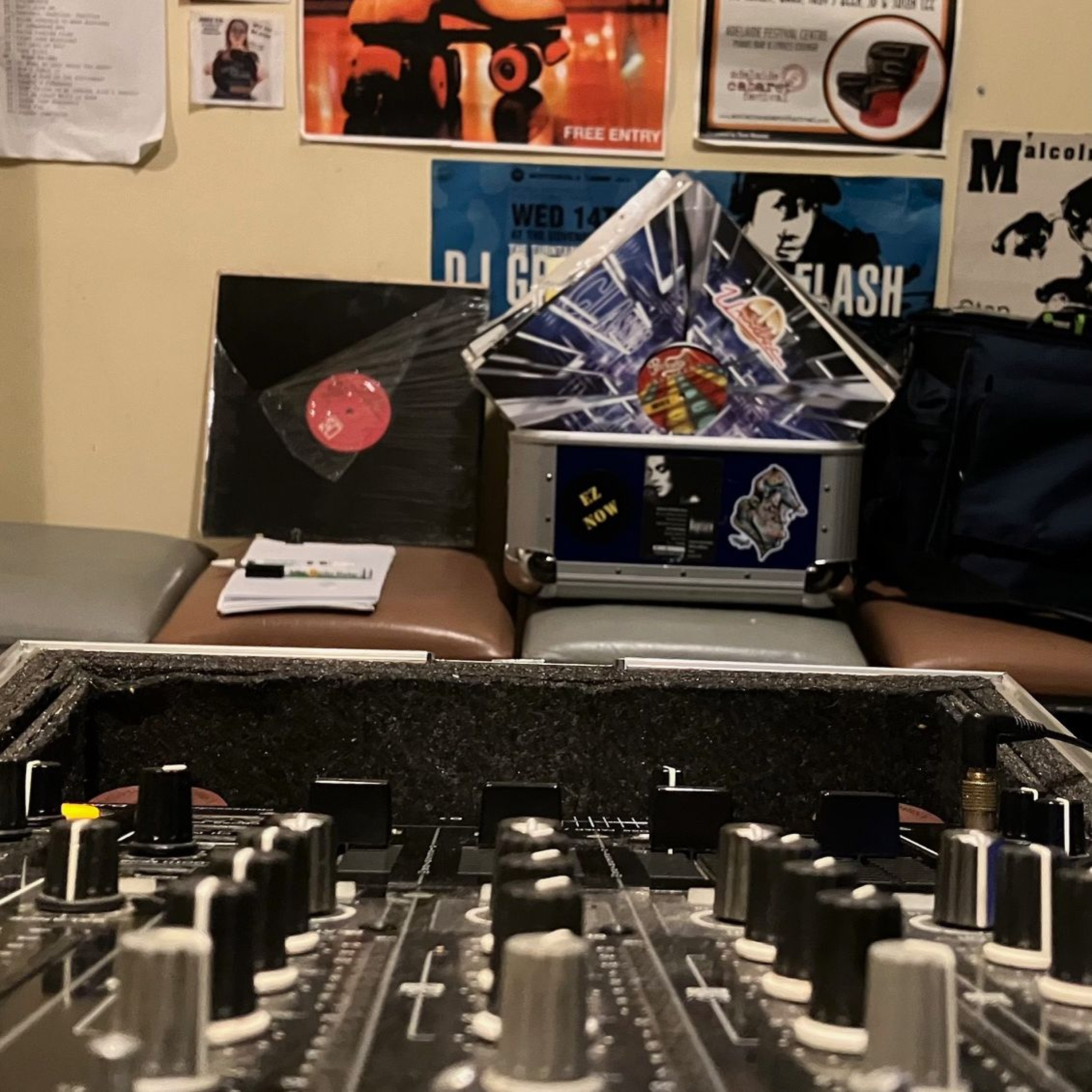 80'S FunkDiscoBoogie vinyl mix Adelaide Dance Radio 090826 episode artwork