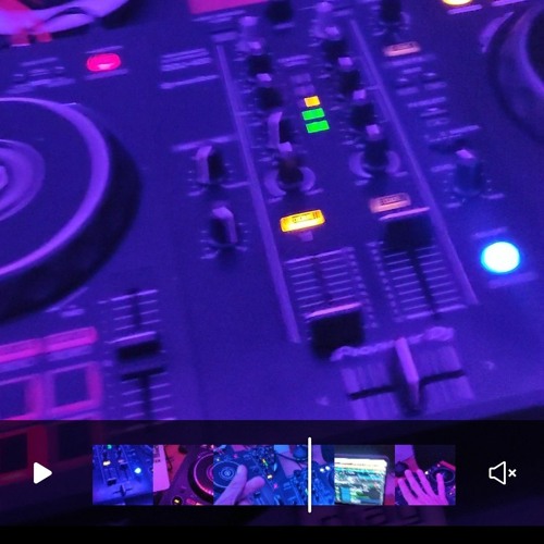 Electronic - groovy -2023-10-12.wav