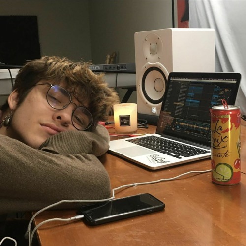 Stream buggin [brakence reflip] by bray leaked this Listen online