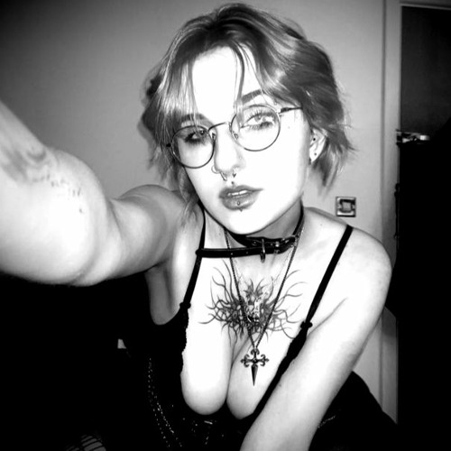 retroyse - раздевайся (speed up + bass boosted remix by qwerhvxed)