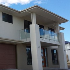 Does Smooth Acrylic Render Need Special Maintenance?