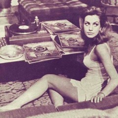 girls and vinyl 33