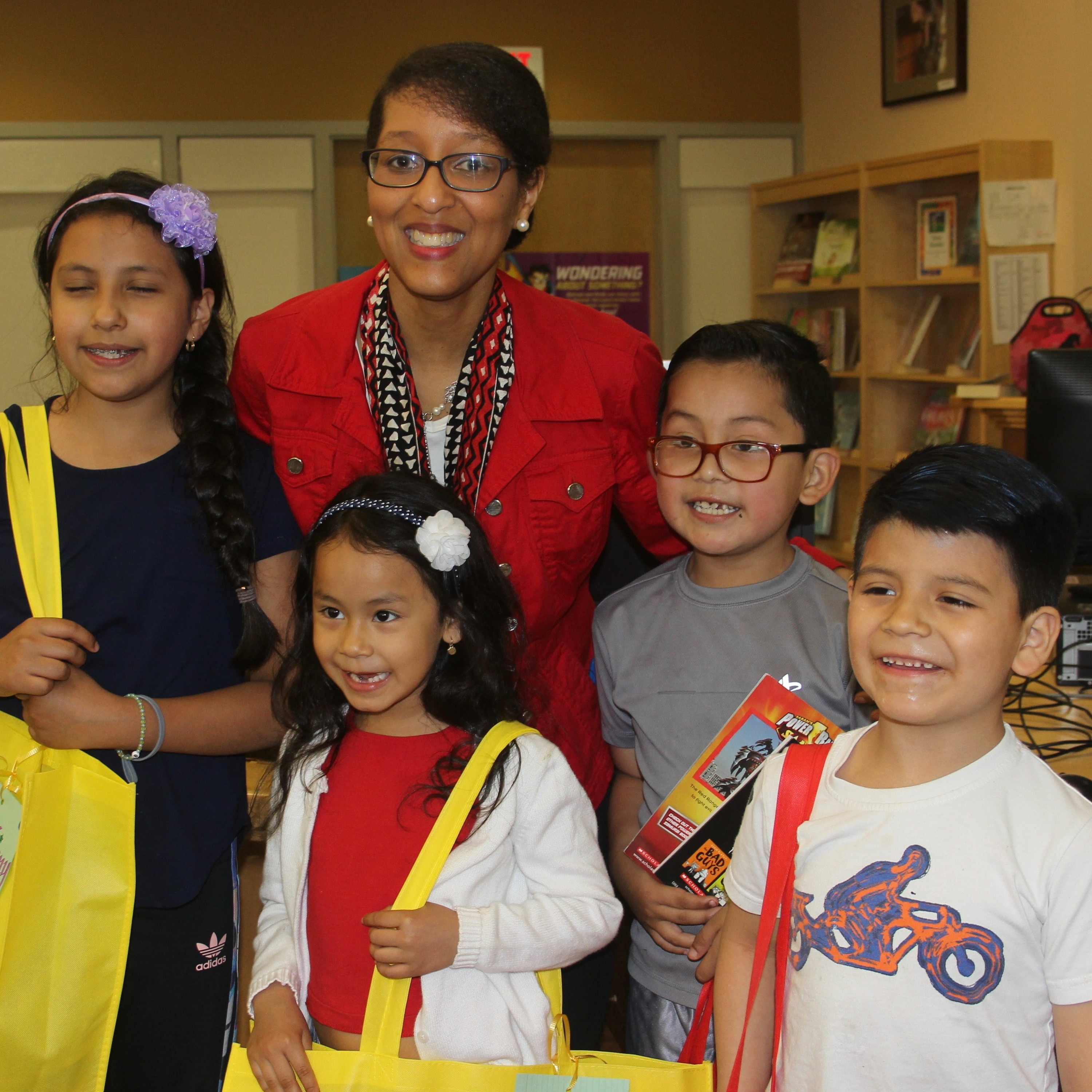 100.7 WHUD Teachers Reaching Out with Miss Scantlebury of Pocantico Hills School