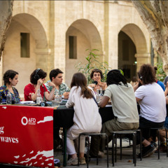 FESTIVAL D'AVIGNON 2025 MAKING WAVES - EMISSION#10 | OÙ M’EMMÈNES-TU MON FRÉRE ?