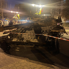 Вставай милая Довольно спати