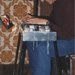 Buddy Emmons practicing without an amp
