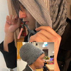 everybodys watching her when shes looking at you [tracy + ft]