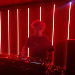 Säga , Café Chaud Morzine x Sendung