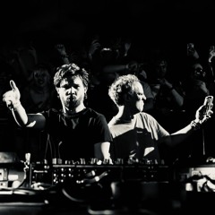 make some noise ft. Four Tet and Skrillex (under the K Bridge)
