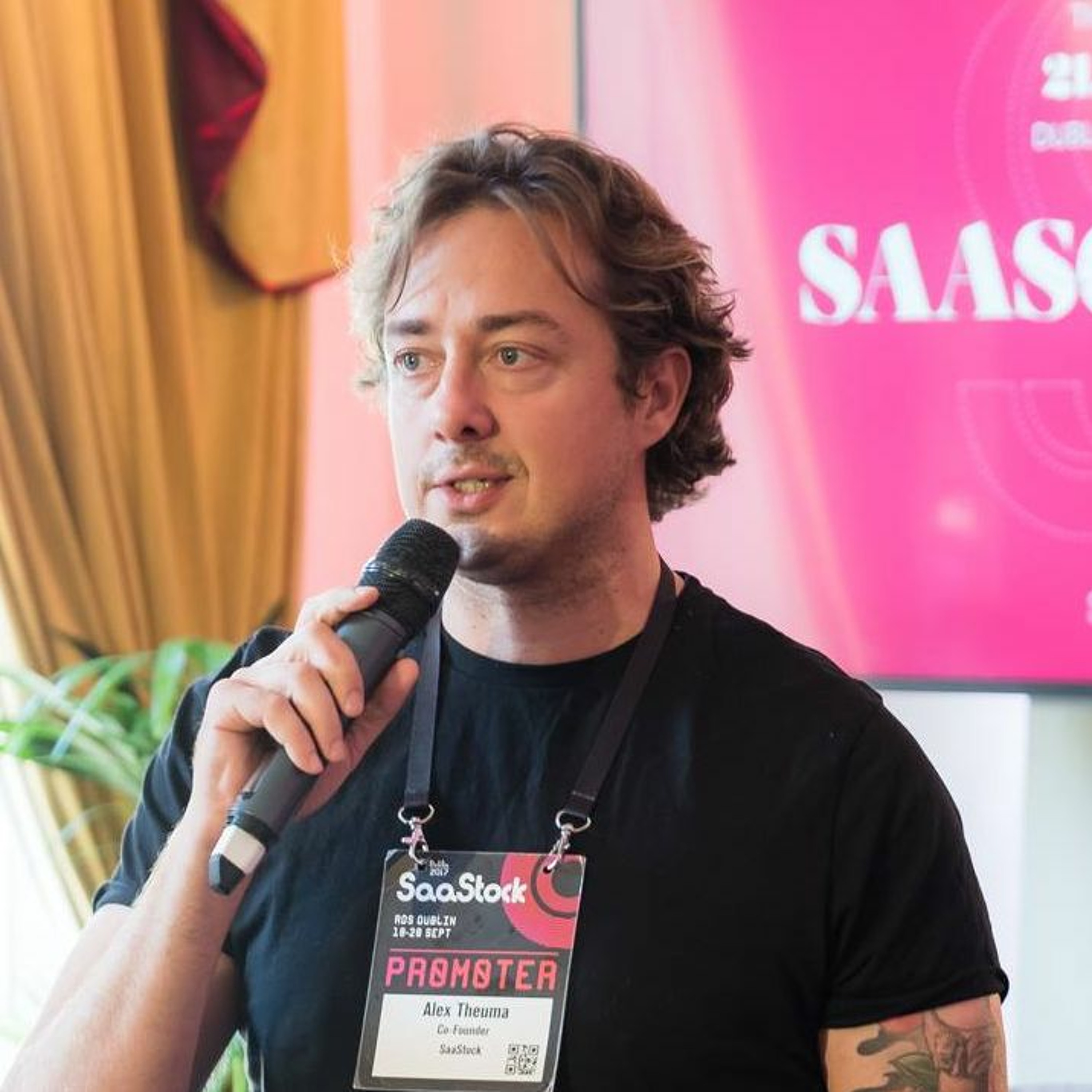 Founder Coffee - Intimate SaaS Chats