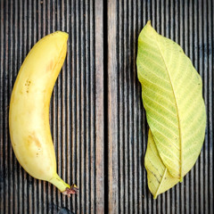 Music for bananas - Be my mirror