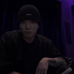 Jungkook singing Goodbye