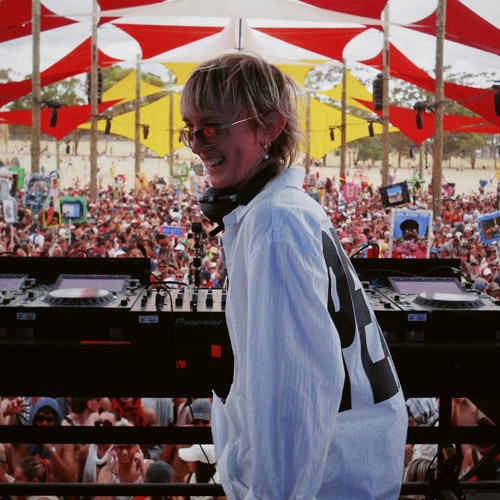 Live DJ Sets & Mixes