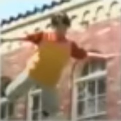雲の上を飛んでいる