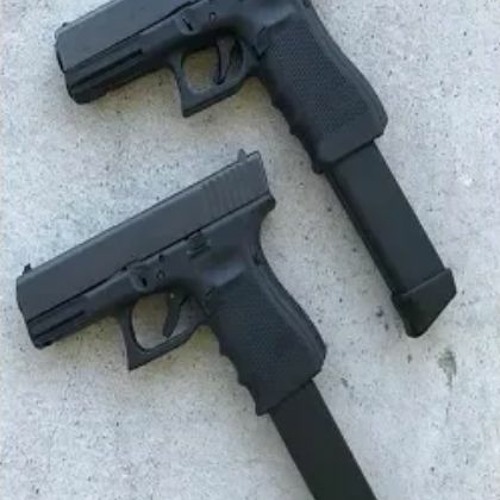 MC JAJAU - COM A GLOCK CAMUFLADA COM PENTÃO DE ROBOCOP ( PSICO NARIZ GRINGO PTK E DG )  PARMA
