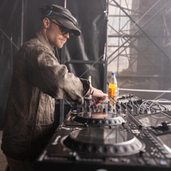DNY - @Frequency Beats Festival 1107 (MASTERED)