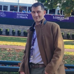 Auxiliary Gate 213 - Rennie (@rennietime)