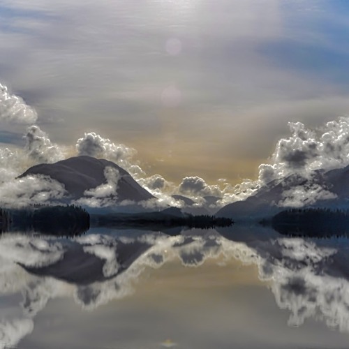 Portrait of a Cloud feat. Ariad Music