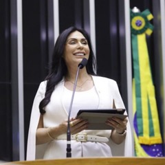 Geovania de Sá assume mandato federal por Santa Catarina