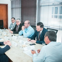 Presidente da Alesc Julio Garcia se reúne com deputados da Bancada do Sul