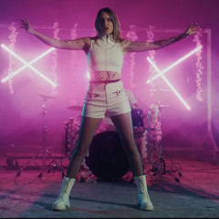 GOLDEN - HUNTR-X METAL COVER by KAYLA KING & MiaAsano (Metal+ RemiX)