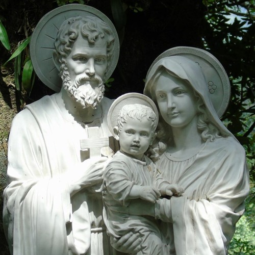 Stream Radio Maria France Listen to La Sainte Famille playlist online