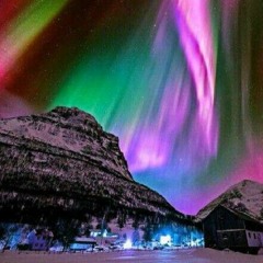 Arctic Hourglass