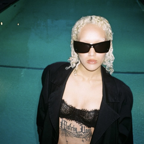 OLE x WALK ON WATER [MATRIXUNNI MASHUP] free download