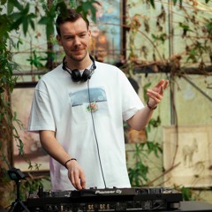 Afro House, House & Disco - Live DJ Set In A Garden