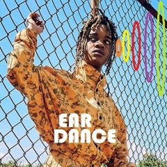 Ear Dance 0220