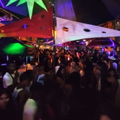 = = DENTRO DO CARRO ROUBADO - ED DO ESCADÃO (( DJ IVAN DE NITERÓI ))INF