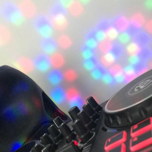 90s Baby X Heads Will Roll - G2M Mashup