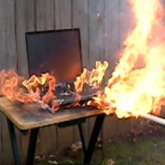 Fogski -  1 minute until your laptop explodes