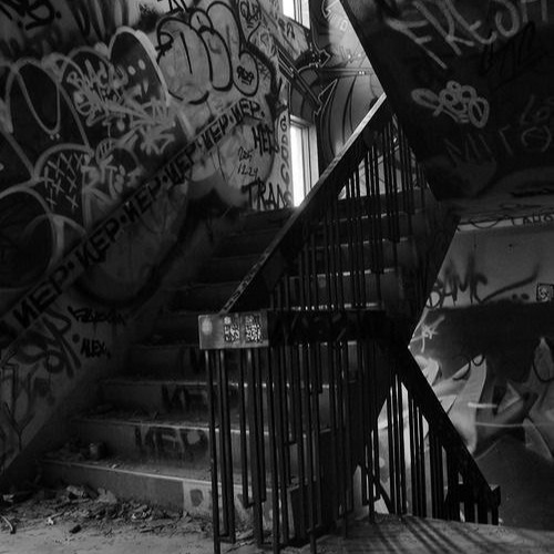 vtornik (feat. Денис Хобот)