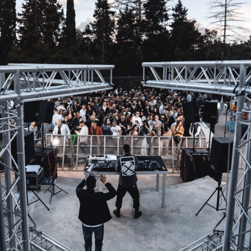 LIVE @ EASTER SUNDAY MENDOZA