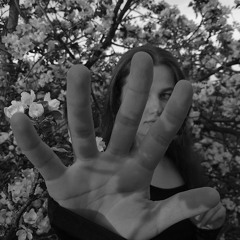 девочка с глазами цвета Льна