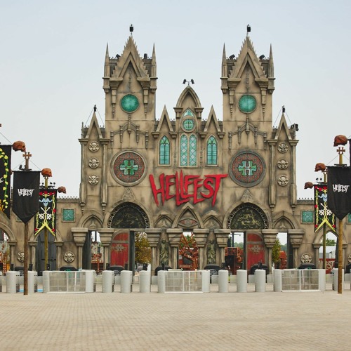 Bénévoles Du Hellfest (4/6) : Visite d'un lieu et ses coulisses