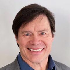 EPISODE 175: A BANKING VET TALKS PRODUCT INNOVATION BEYOND TECH