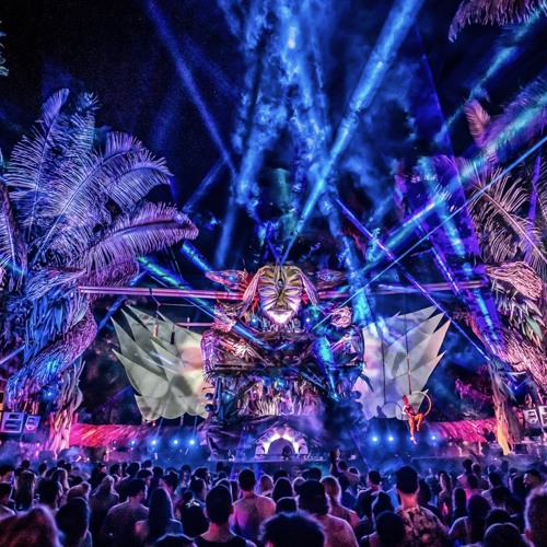 Stream 💸 SOPH FLAN 💸 Listen to EDM LIVE SETS 2024 & NYE playlist