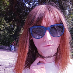 MONEY GIRL
