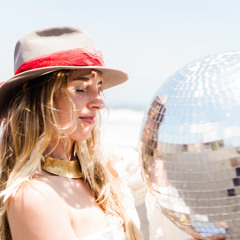 Live DJ Set at Mar Y Wana in Puerto Escondido Mexico