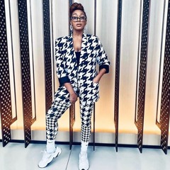 No Hassles (with Che W.)