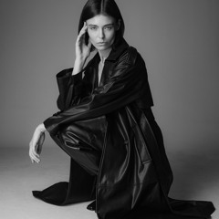 Hard Devotion - Irene De Paris