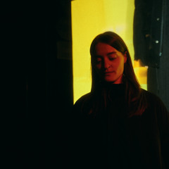 Xris Vavrzhina For Melody P.M. Radio Show