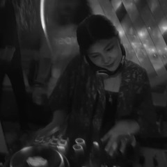 (sho)&tell - showings after dusk 01 (debut set)