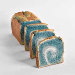 Buji ! - Blue Butter Bread !