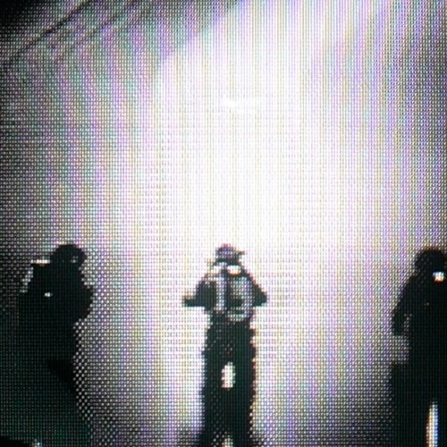 FLO, q100, ØZ - Shakedown (skxllflower remix),,;,';,';,;,;',;,